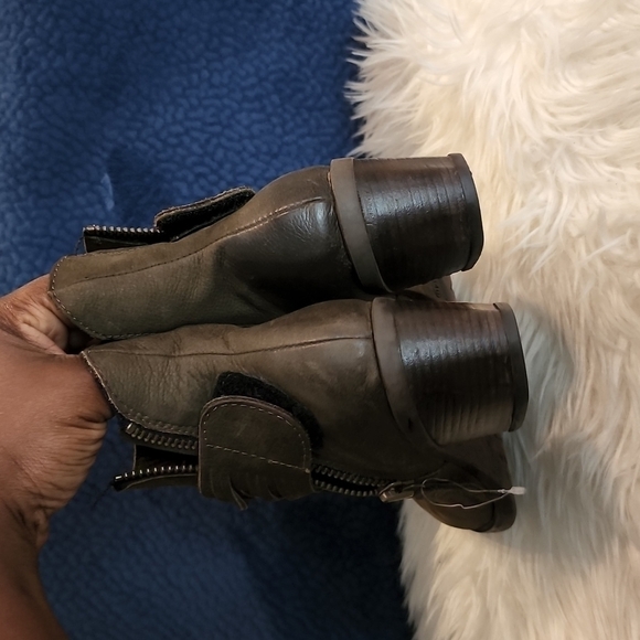 Ethem anthropologie army green booties - Picture 6 of 12